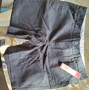 Mossimo shorts size 2 mid length